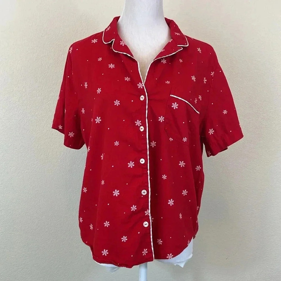 Victoria’s Secret red snowflake pajama top size small - Picture 1 of 7